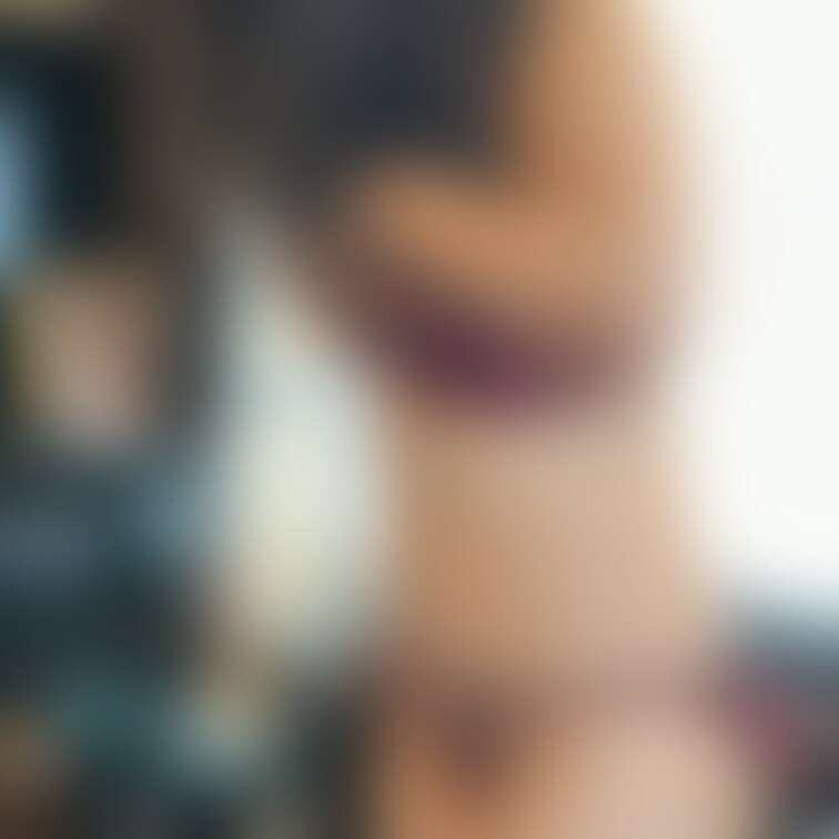 むっちり事務職の素人さんの下着姿フェチ画像(ワイン系)
ショーツ パンティー パンツ 下着 下着フェチ 変態 個撮