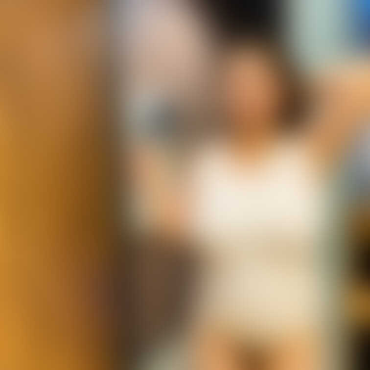帰るときに撮られた写真です。

途中で○○○して帰る直前まで意識が戻らないので、男性にビンタされて起こされました。