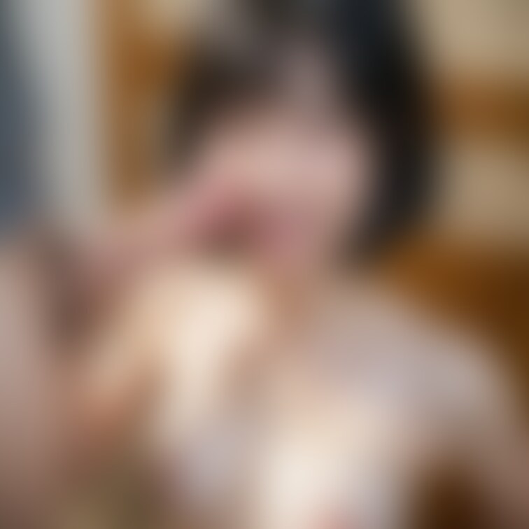 たべていい？
かわいいと思ったらいいね、フォローお願いします！