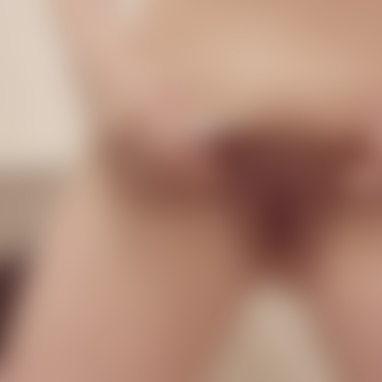 あそこの毛を処理してるだけ✂️多分フェチ向けです💦一応VIOは数回脱毛してるので、毛量少なめですがいっぱい生えてきたので