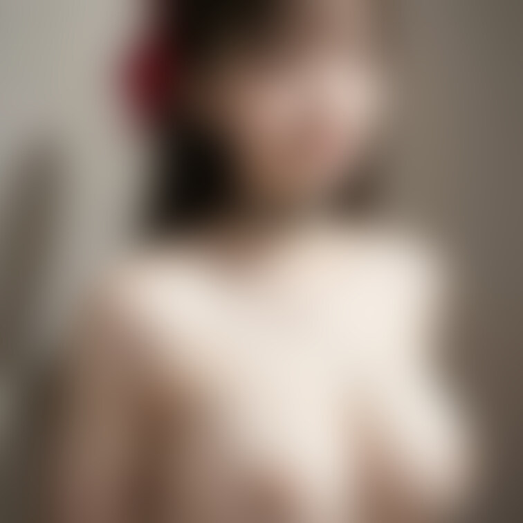 [October 6, 2024 part2]爆乳美女 Beautiful woman with big tits.
