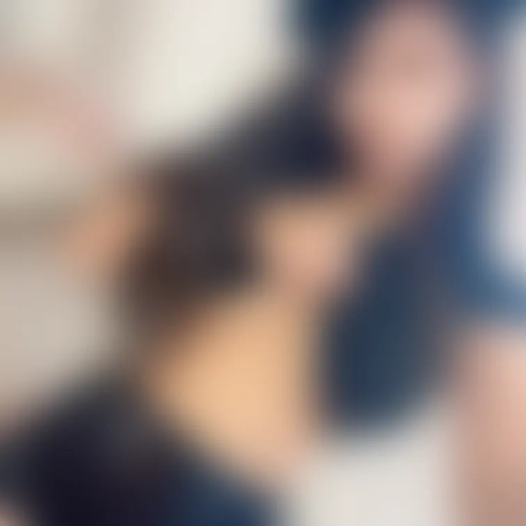 いつもプラン入って見ててくれてる人に
最高のポリスをプレゼント!
際どい下乳とパンチラ✨そしてより目✊
