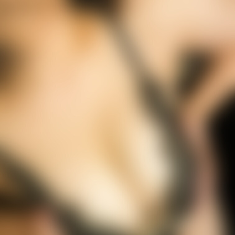 ご心配おかけしておりますが
ころんは元気にやってます。
先日あったダンボール会もたくさん落書きされて大変興奮した