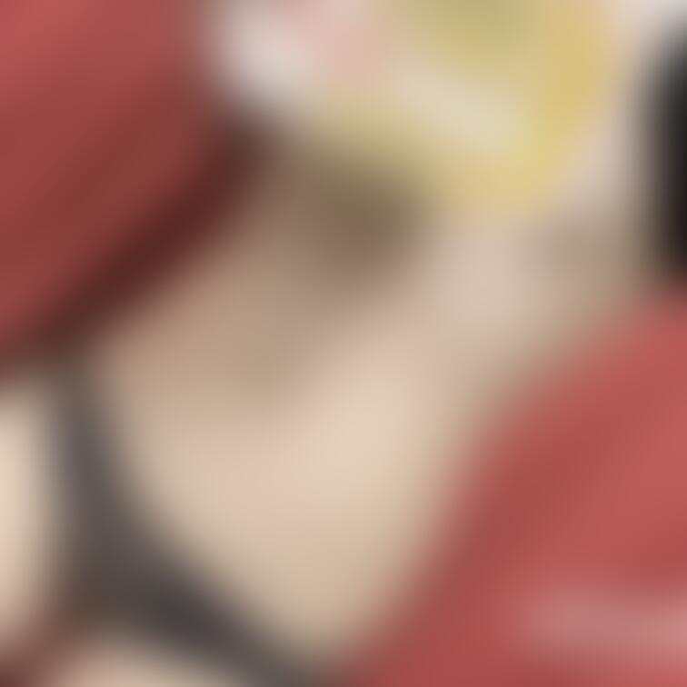色んなものでよいちょ際ど🪭撮影流行りの焼きそば🍜
♡を押して推してください♡
マルちゃんの焼きそばでよいちょしたっ❕