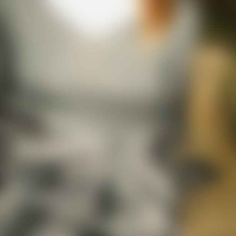 歩き疲れての一休み中
