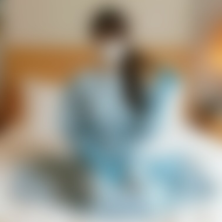 【おうちで歯医者さんごっこ】

こういうのも好きなんだ〜

どう？いい感じ？

はーい、手術しましょうね〜❤