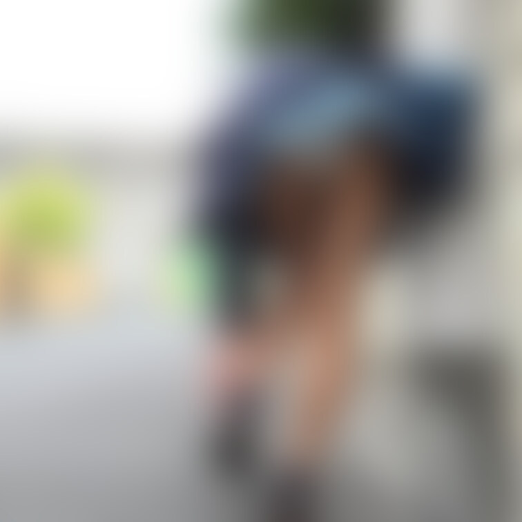 長身美脚青チェJ.K○○○のパンチラ（1） 階段ローアングル○○○編
サンプル

本編ダウンロード
https: