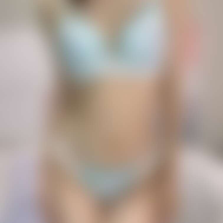涼しいブルーの下着💙
ブラに猫ちゃんのデザインがあって可愛い🐈