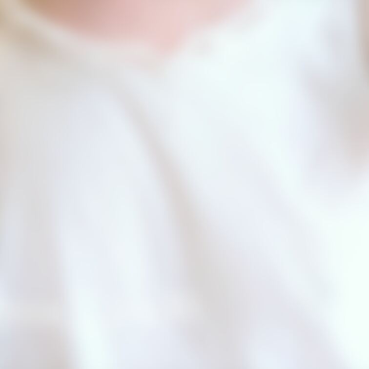 高画質で胸のドアップみたくない、？
初めて高画質でおっぱい撮りました、近くで見られるの恥ずかしいけどTwitterでは