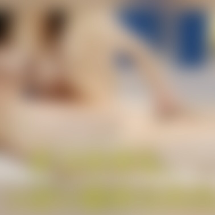 手コキ中も、おっぱい舐めたいんだって❤️
熟女　ぽっちゃり　巨乳　爆乳
本編はこちら↓
https://myfan