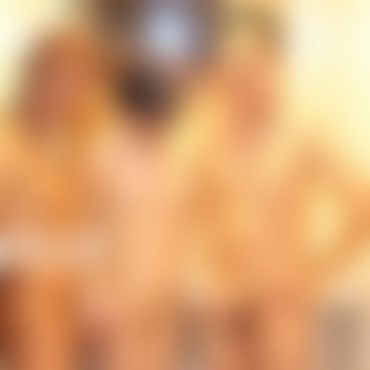 新シリーズ　まだまだ初期の頃の体験

ち◯ぽを握る手も初々しい感じ。