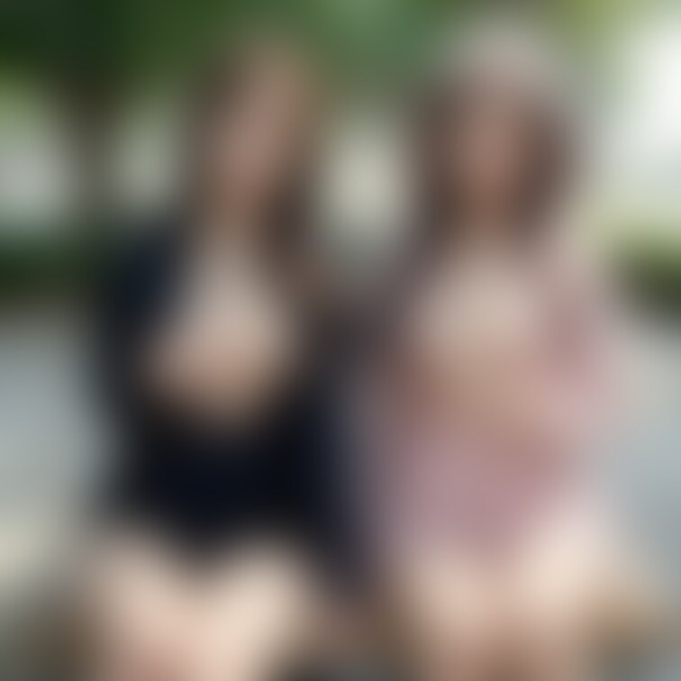 ・美乳
・乳首
・公園