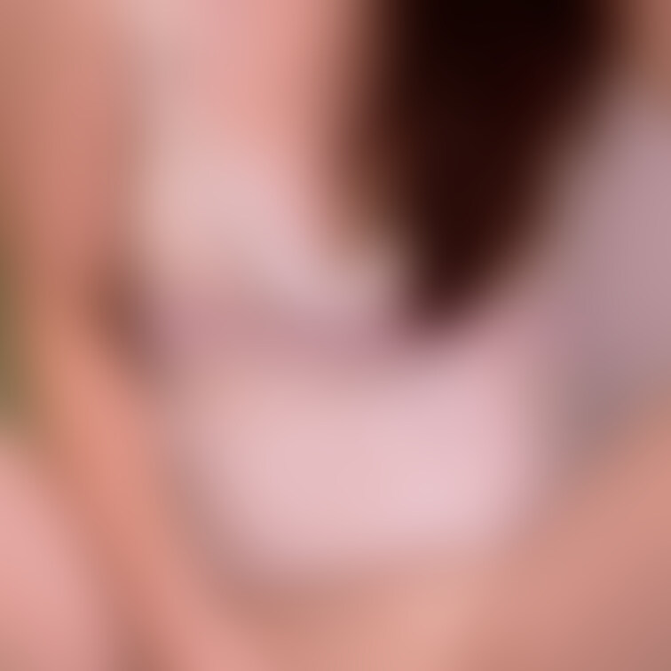 くりちゃんがばぐってて…🥺💦
すぐお潮吹いちゃう💕
