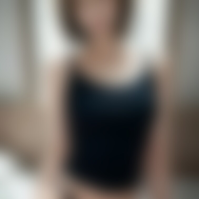 🟧乳首ぽっち　巨乳美女　キャミソール🟧

ご覧いただきありがとうございます❤️
当アカウントは○○○でえっちな美女