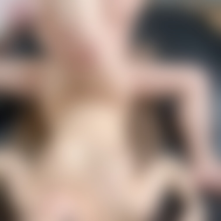 顔出し★ギャルの脚を抱えて正常位！おっぱいも大きいんです