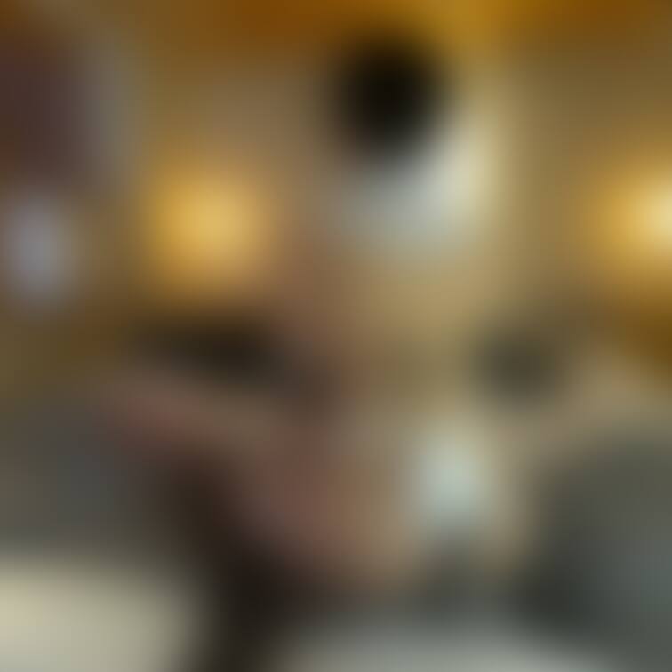 えちえちメイドのご奉仕フェラの静止画をど助平プランでも少しだけ公開です。えちえちなメイドさんおフェラをみてね♡

動