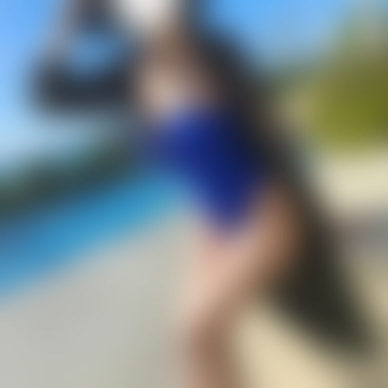 汗ばむプールサイド⛱️✨🍉✨
💙💙💙