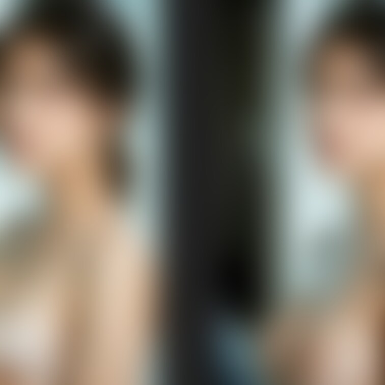 着衣と脱衣を並べた画像です。画像№543