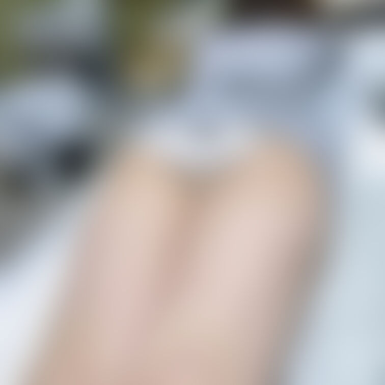 くつろいでいるところをパシャリ📷✨
無防備だからエロさは出てないよね💕(*^^*)
twitterの鍵アカ🔑毎日