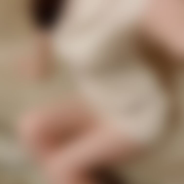 おパンツチラ見せサロンお○○○さん👩🩷