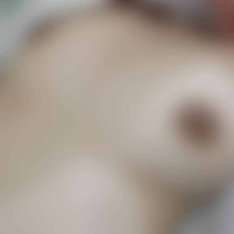 生おっぱい
舐めてぇ
優しくねちっこく舐められるの好きぃ
