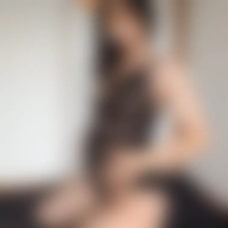 おなかよく見えるよう横から&三角座りもどき&おしり🍑
いつも応援してくれてありがとう、心から感謝してるよ🐣