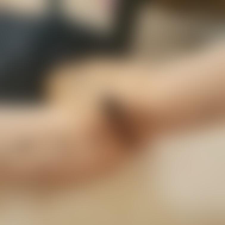 たまには体に落書きを。