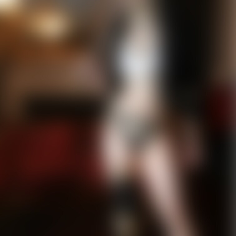 初のガチコスプレ🤭

Fateのキャラです💜

分かるかなー🤔✨✨✨