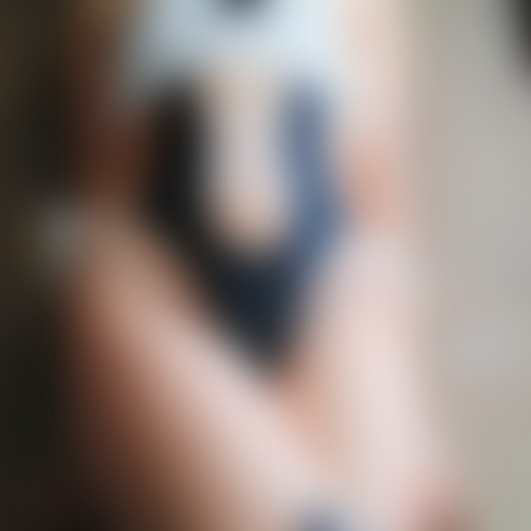 おほ声オナニーしていたら二回も深ｲｷしてしまった動画の後に撮影した自撮り写真を投稿開始です！ローションのあとが残ってしま