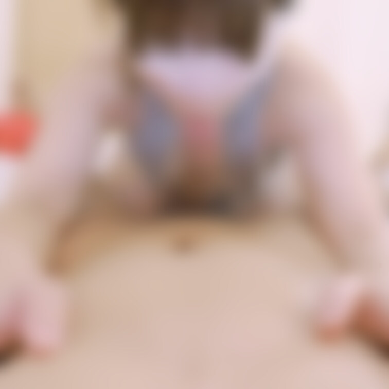 【無料版】童貞をこ〇すセーターで杭打ちSEX【主観視点】
乳首責めしながらひょっとこフェラする動画
ノーハンドフェラ