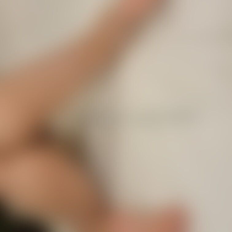 21歳超美人○○○大学生の足裏 第5弾です。
もはや説明不要の美しい足裏をご覧ください！他の写真をまだご覧になっていな