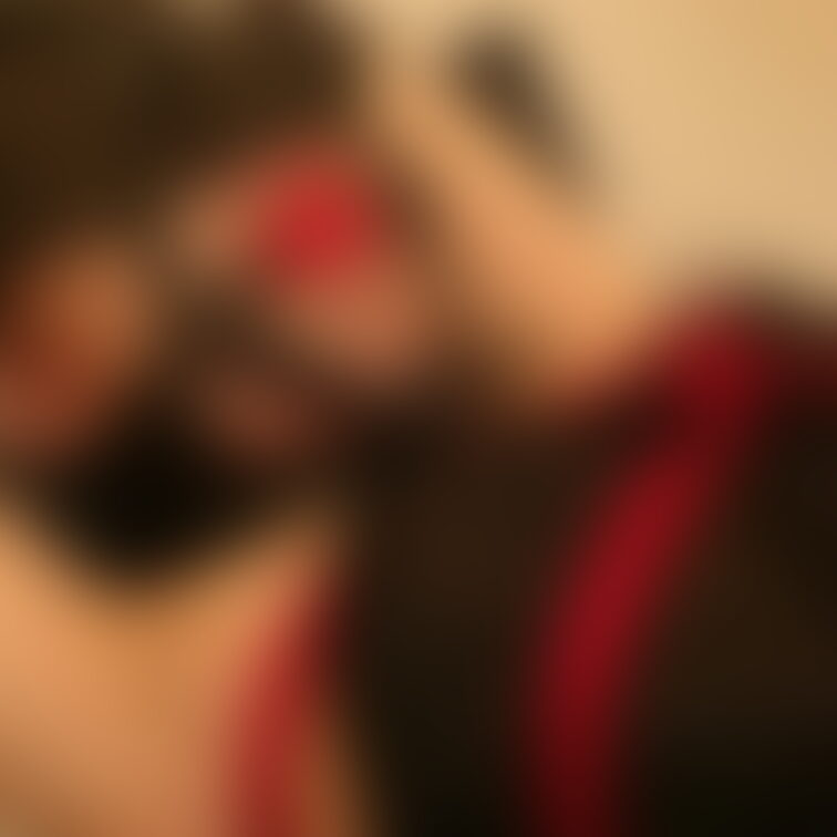看護師のHARUさんとのボンデージプレイ素材です。