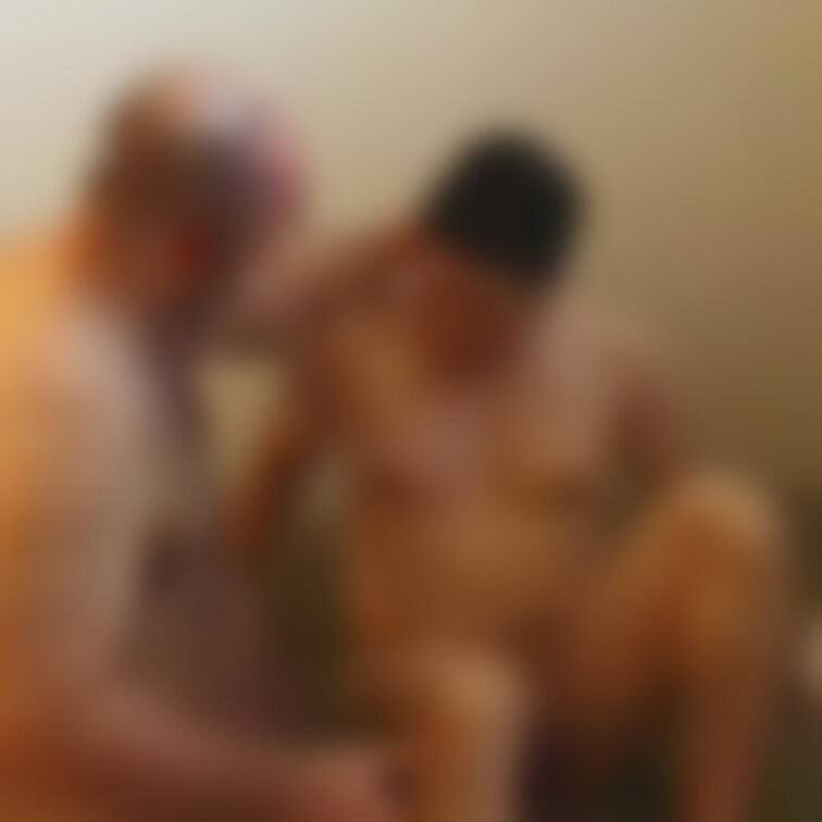 (単品販売用)ガチムチ熊さんのデカマラに掘られた動画です。普段タチしかしないので、この動画がまだ出していない動画の...