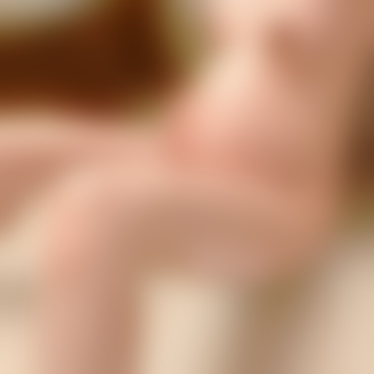 まだ5ヶ月なのにお腹がおっきいよー(⑉• •⑉)