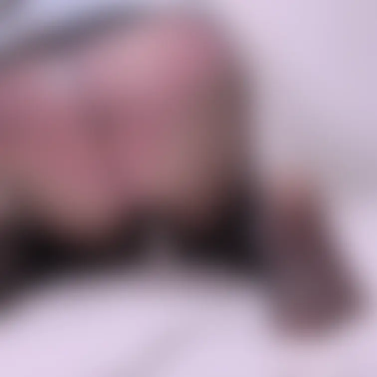頑張ってお尻が小さく見えるように色んな角度から撮ったけどどれもでかい😢😢😢