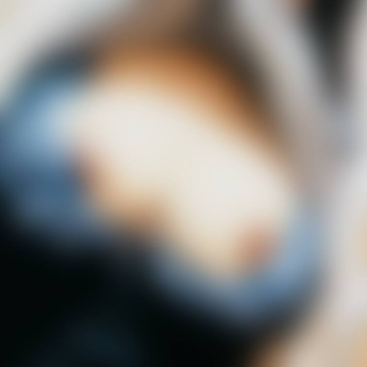 乳首って、気温とか体調によって感じ変わる💧
寒いとちんが縮こまるのと同じかな🤭