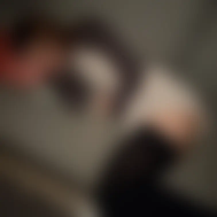 昨日もいつものようにパンツ脱がして、写真撮って終わろうと思ったけど…

興味本意で尻とまんこ覗いてみたら、なんと綺麗