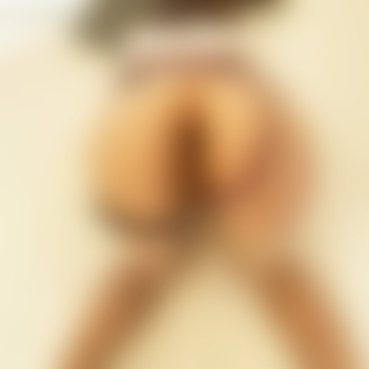 バックで突かれるの大好きすぎる〜🤤💞
イきまくりでへとへと。。。🥵💓💦