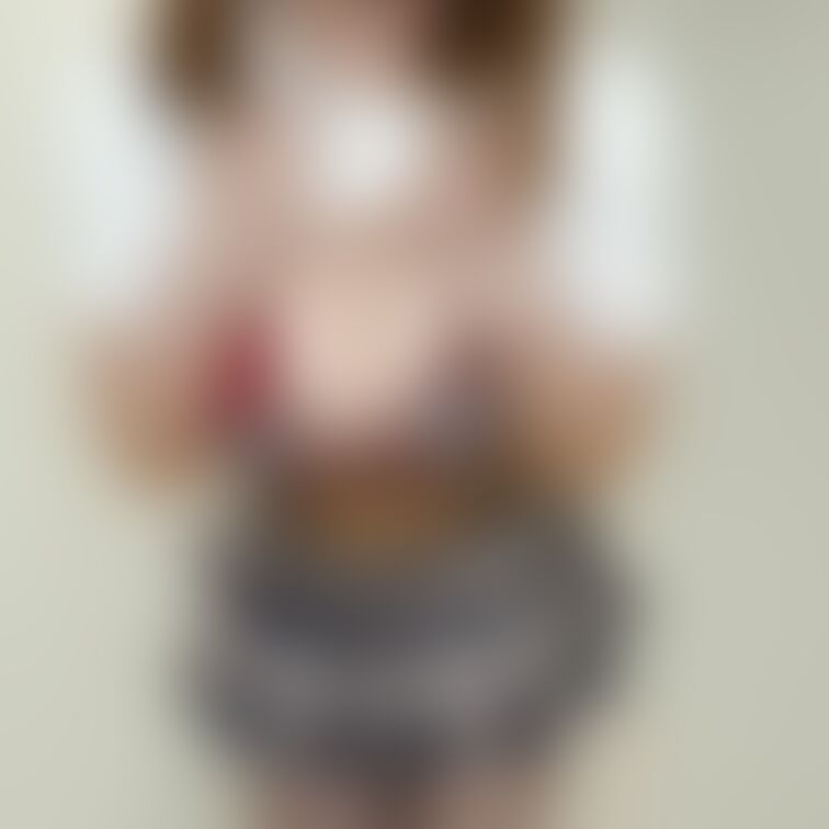 そう言えばこれ、最近着てないなぁ🤔💬
おっぱいすんごいな😂😂😂