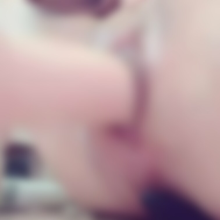 動画投稿してみます！
ディルド出し入れしてます☺️


Twitterにも色々投稿あるので、良かったらそちらも覗