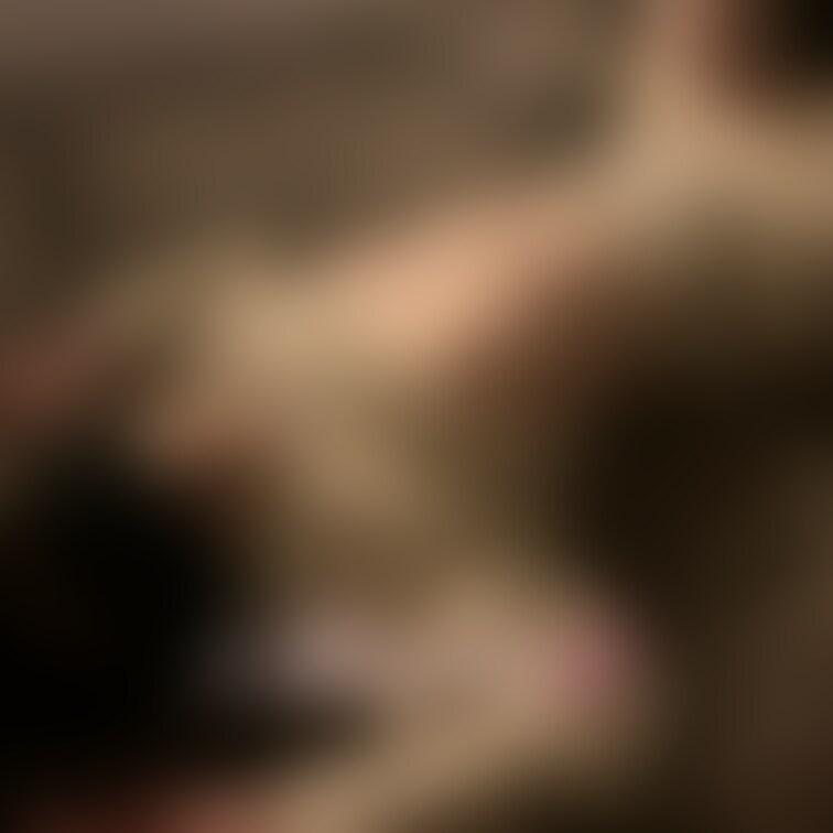 寝取られシーン。
飲み仲間黒田くん!
半年前福岡博多へ仕事で妻を連れて行ったとき。
夜2人で屋台に…
皆さん楽し
