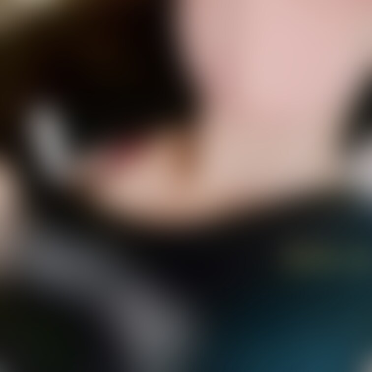 コロナ療養中🤒
夜になるとお熱上がるんだよね🥲


