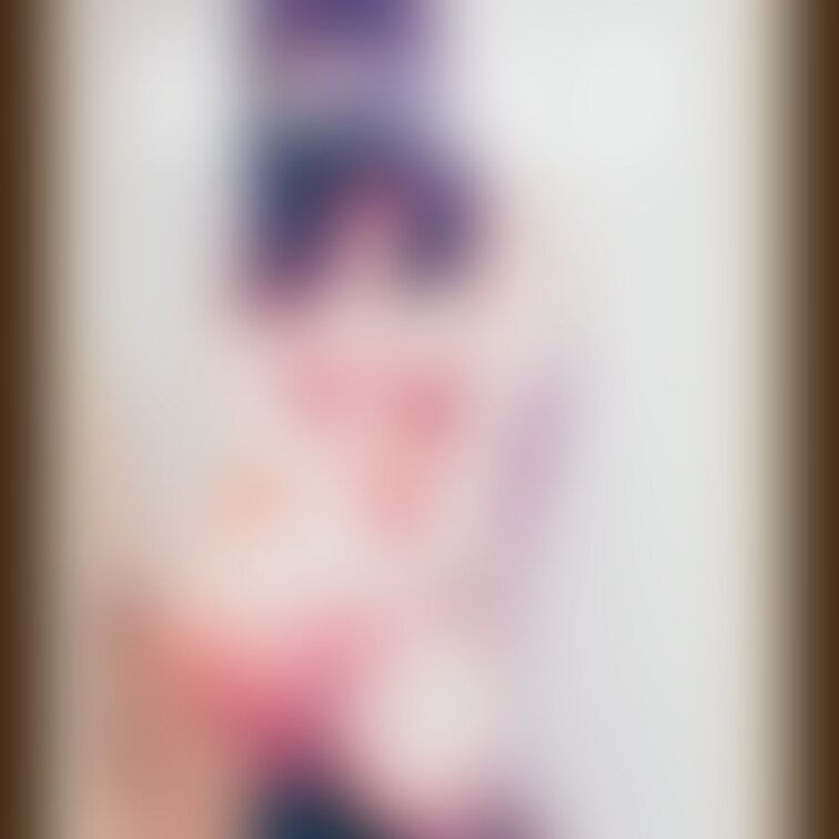 ダンス習っている子は、体がすごくしまっていてきれい。ポーズもきまる。
これは夜に撮った写真。すごくいい匂いがして、朝に