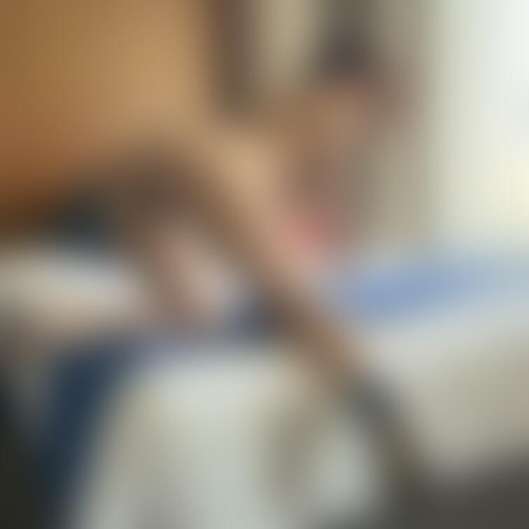 この水着って、、、
露出、、多いでしょ、、
ほらぁ、、脇から、、
おっぱい、、見えそうでしょ。。。
