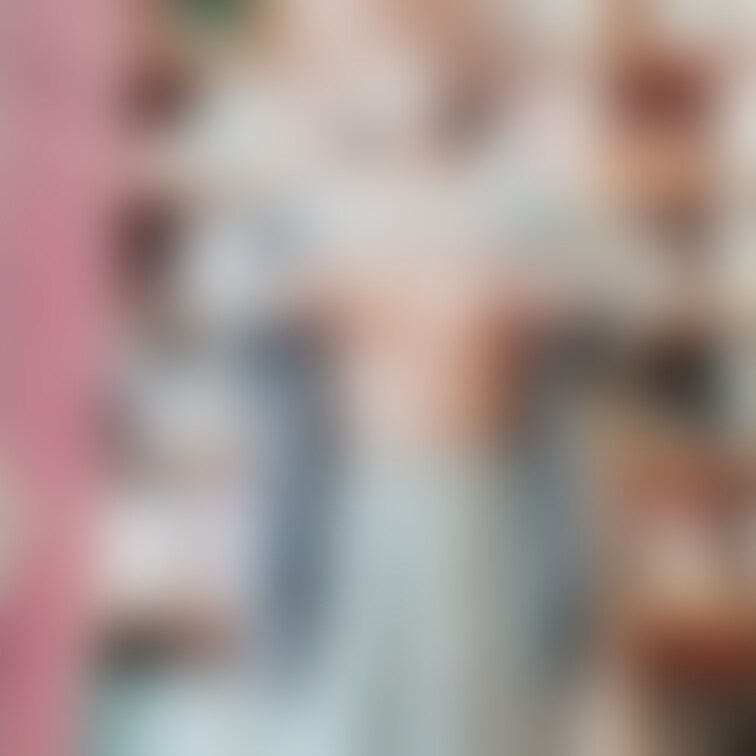 🤡図書館での露出動画のスクショ📸💙