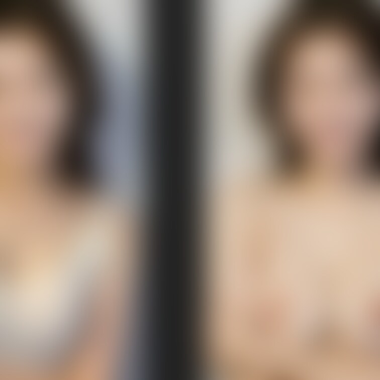 着衣と脱衣を並べた画像です。画像№376