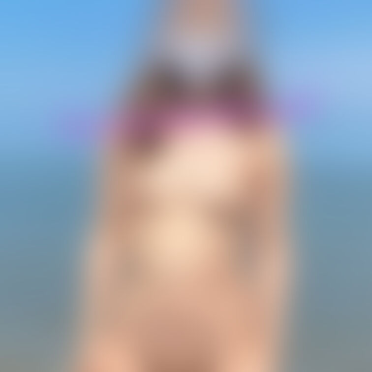 《海シリーズ》
海で撮影しました😊

ゆきの一言
天気がよかったので海に降りてすぐ全裸になり散歩しながら撮影して