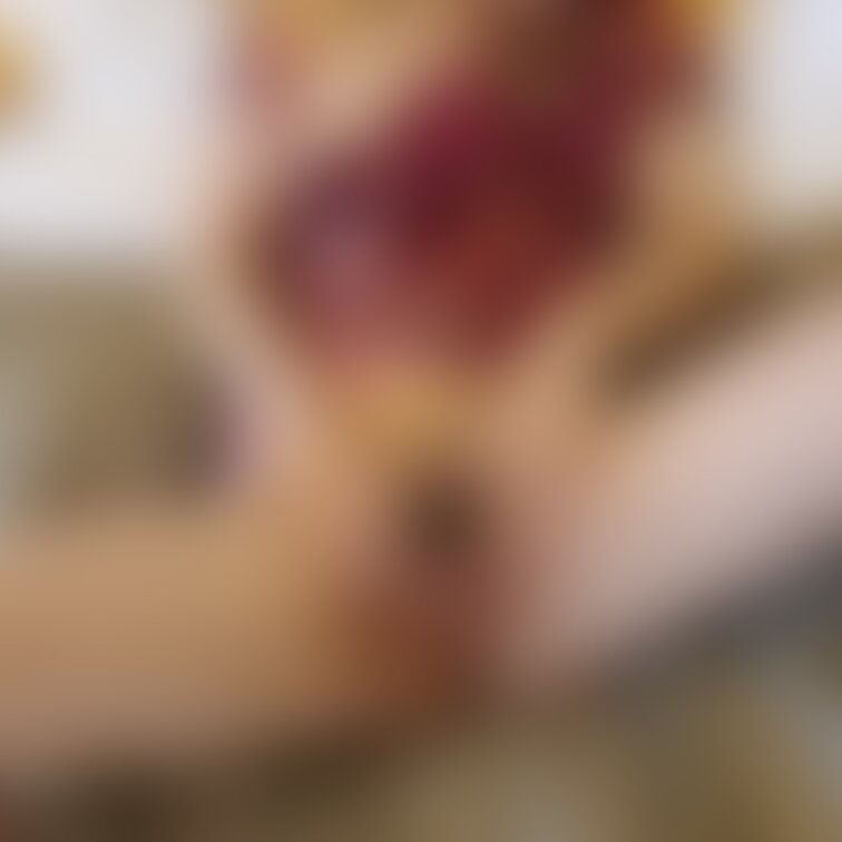 チャイナからの片乳出しながらのオナニーシーンw
