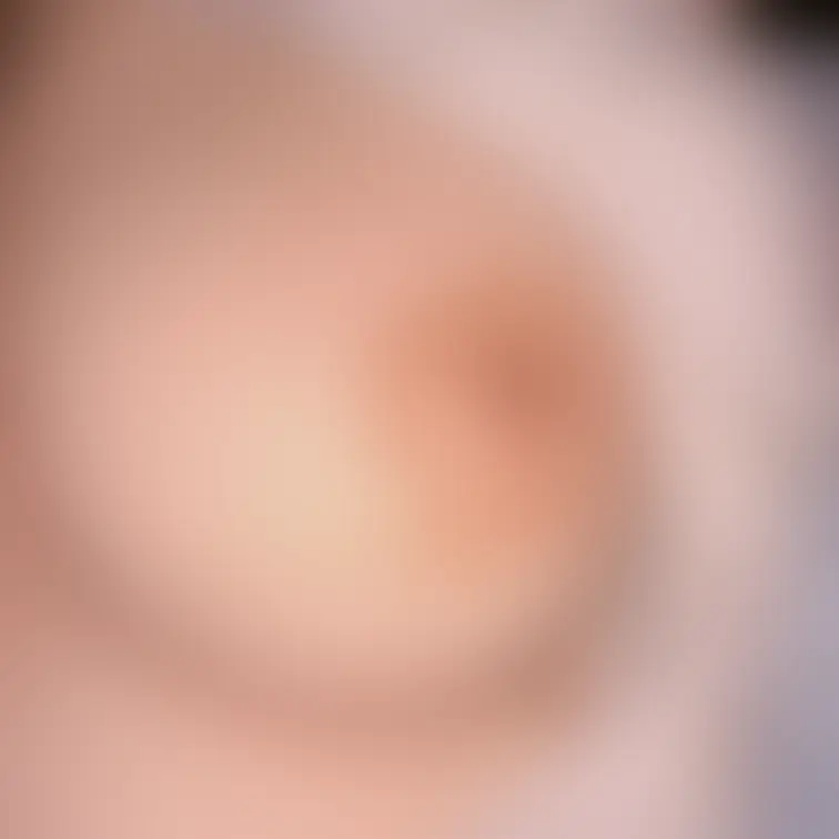 寝てる時のぽっちゃりのふわふわおっぱい覗いてみる、?