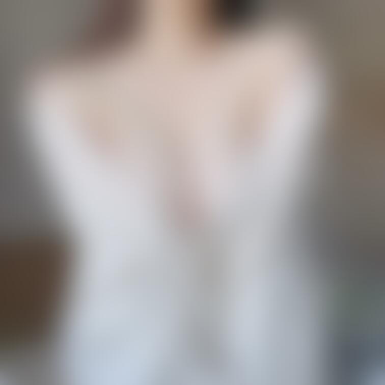 ちょっと見えちゃってる、、？ᐢ > < ᐢ